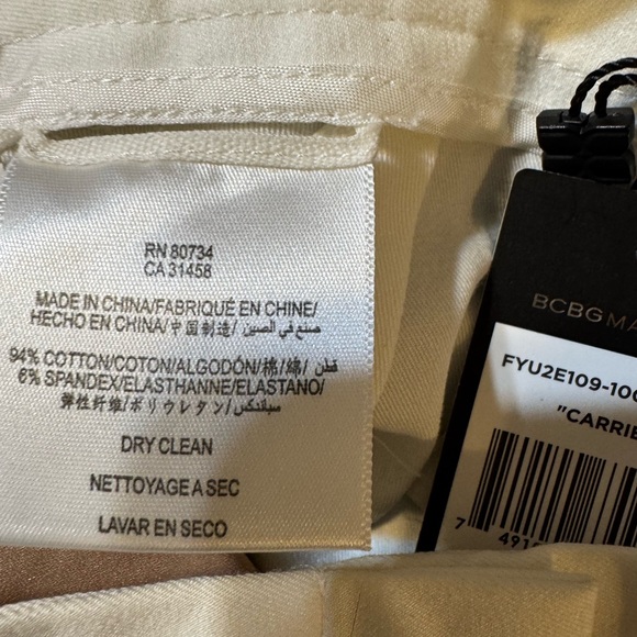 BCBGMaxAzria white flare mid rise Trousers XS - Picture 6 of 6